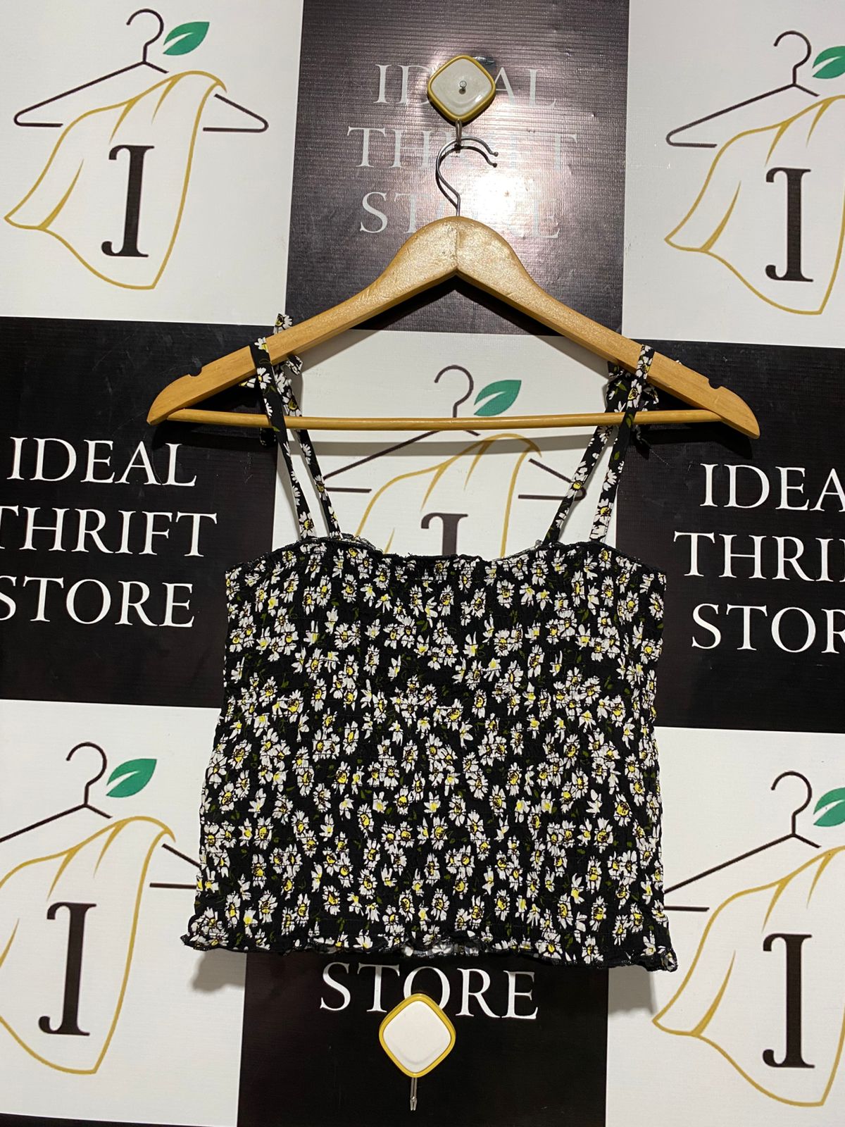 CANDY COUTURE |S| BUST 13| FLORAL DAISY SMOCKED CROP TOP