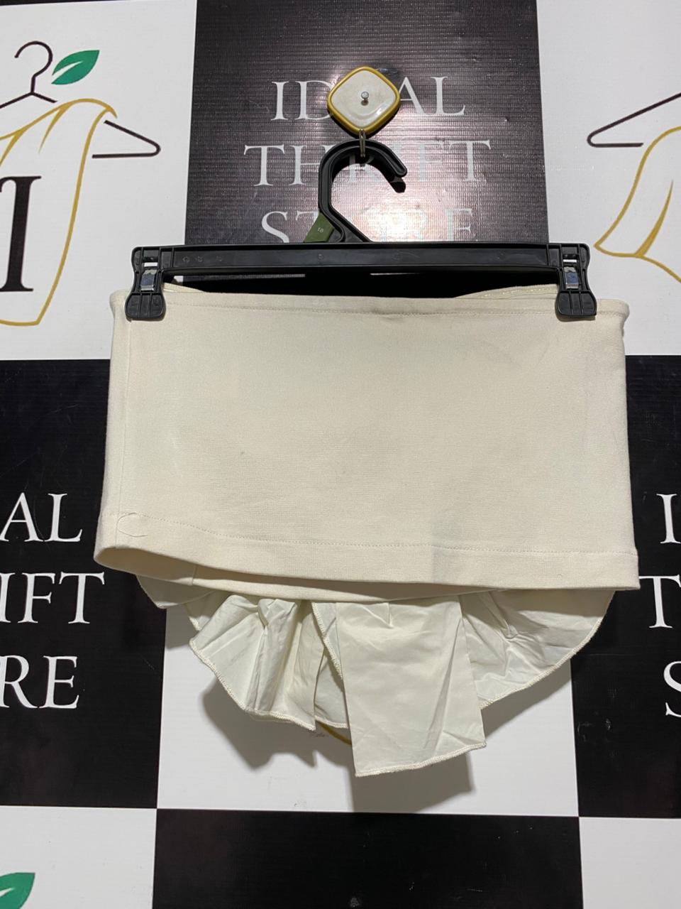 H&M |M| WAIST 28| C6| CREAM RUFFLE MINI SKIRT
