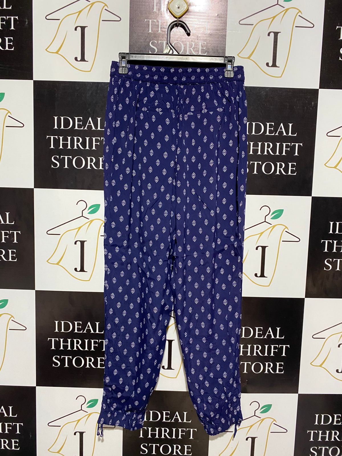 MILLERS |M| WAIST 28| NAVY BLUE GEOMETRIC PRINT PANTS ZIP POCKETS TAPERED LEG