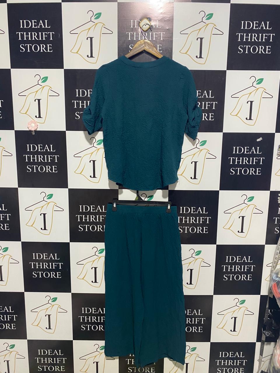 EMERY ROSE |M| B2| TEAL TEXTURED BUTTON-DOWN TOP AND WIDE-LEG TROUSER SET