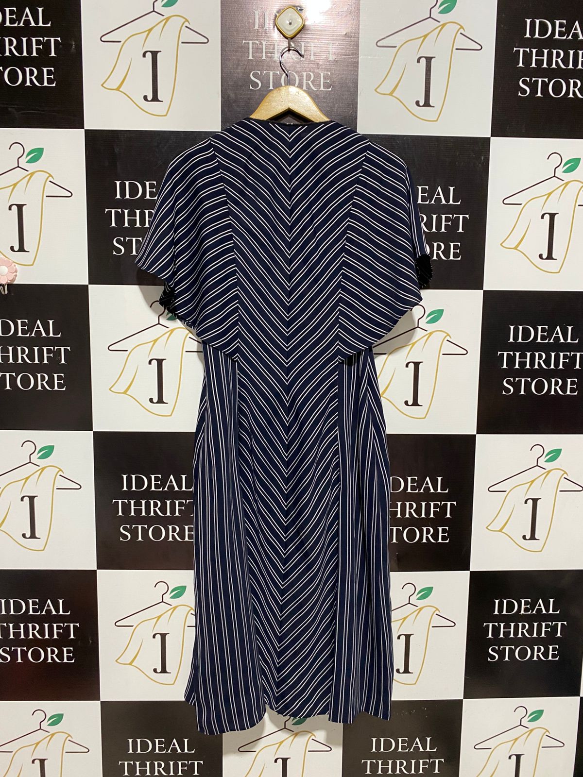 TED BAKER |L| BUST 18| B3| Women's Ted Baker Navy & White Striped V-Neck Midi Dress