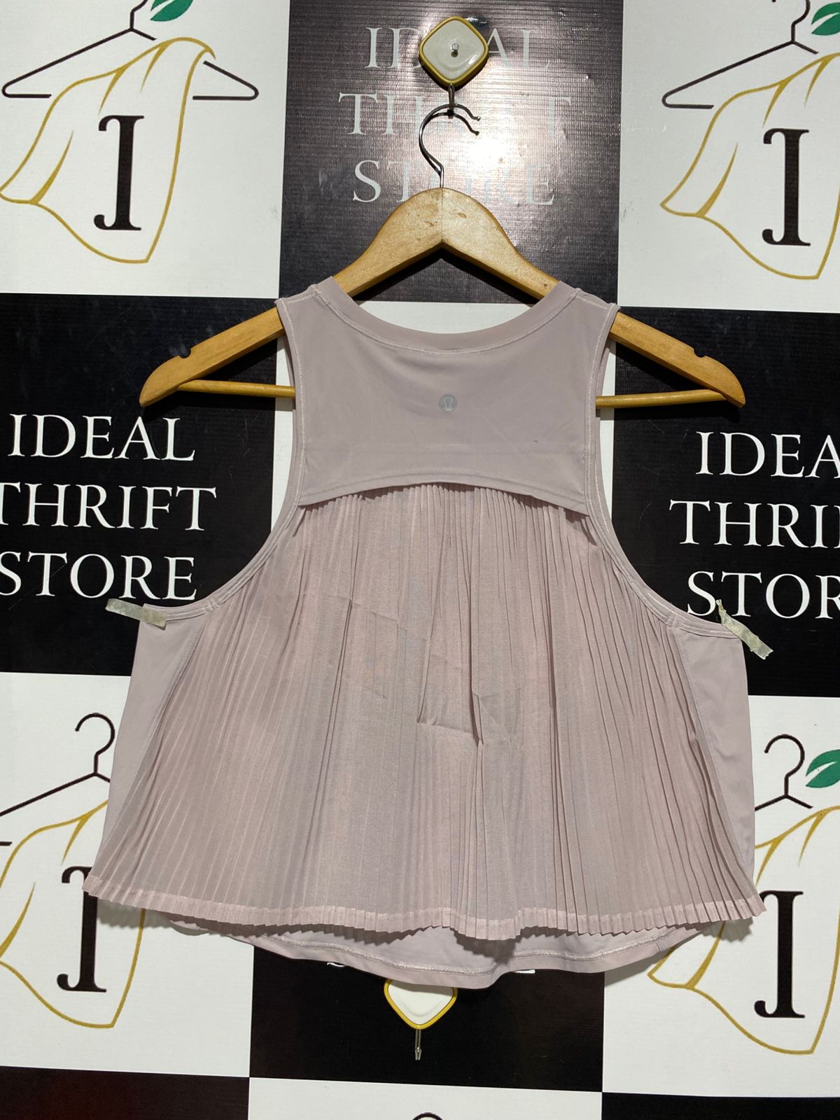LULULEMON |M| BUST 18| BLUSH PINK ATHLETIC CROPPED TANK