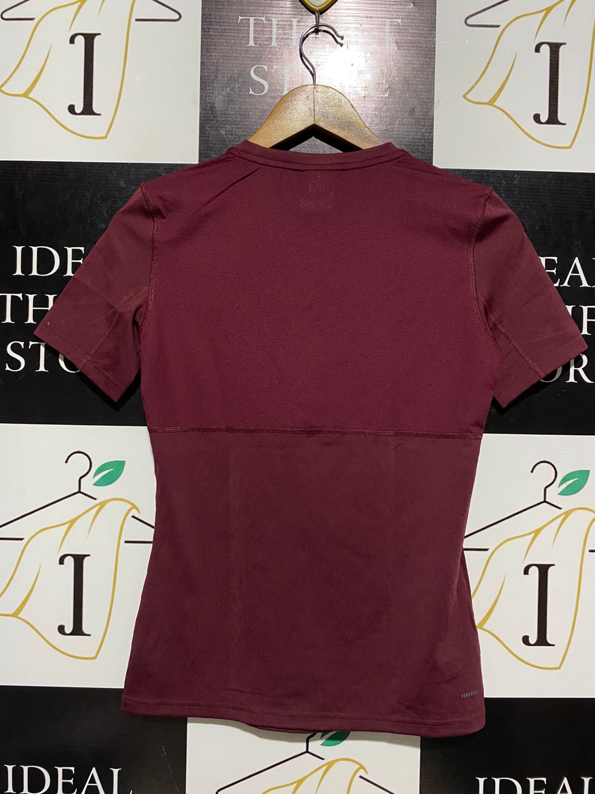 ADIDAS |M| BUST 16| B6| TECHFIT MAROON COMPRESSION TRAINING TEE