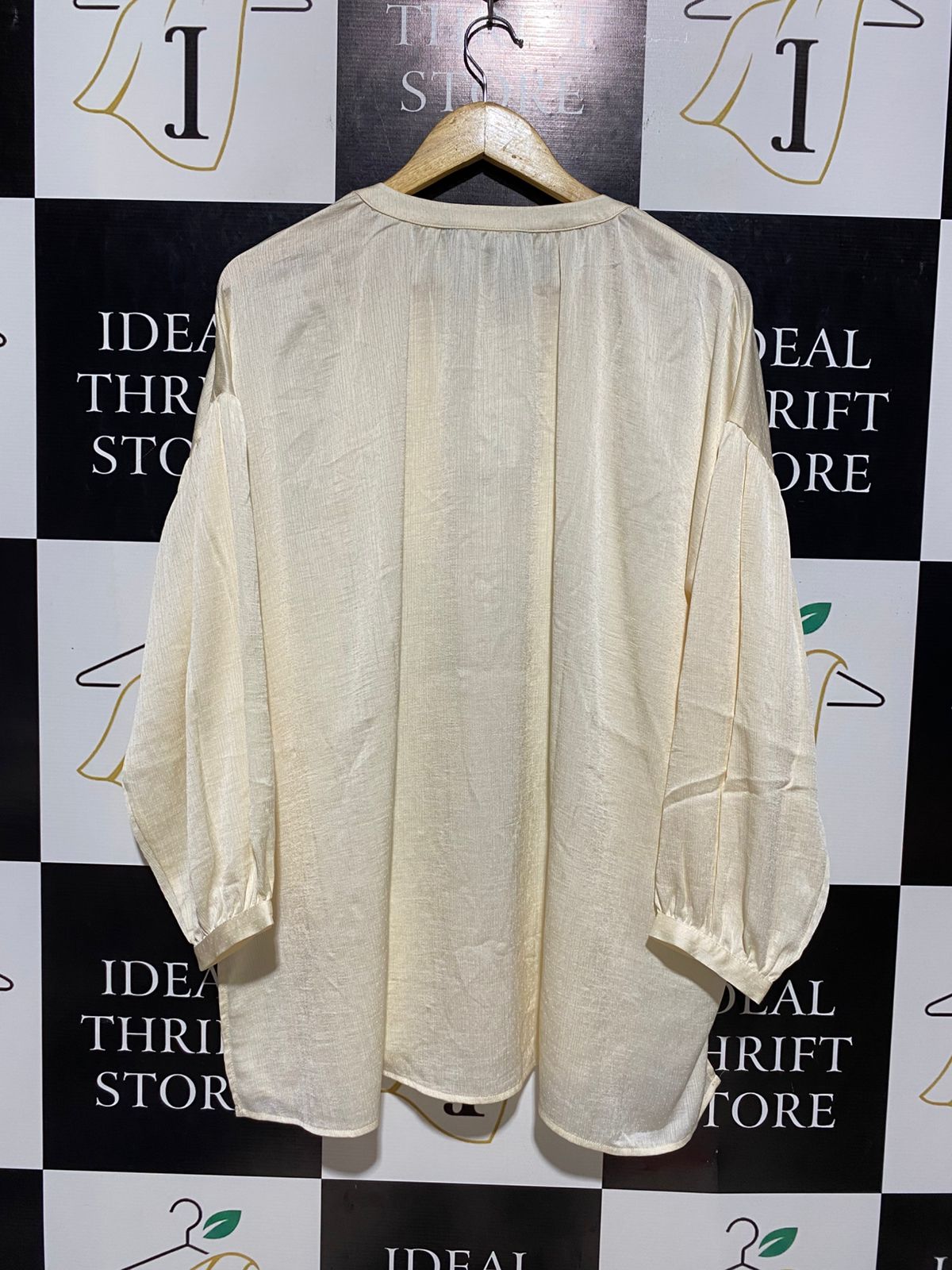 ZARA |M| BUST 30 | B9| TEXTURED OVERSIZED V-NECK BLOUSE