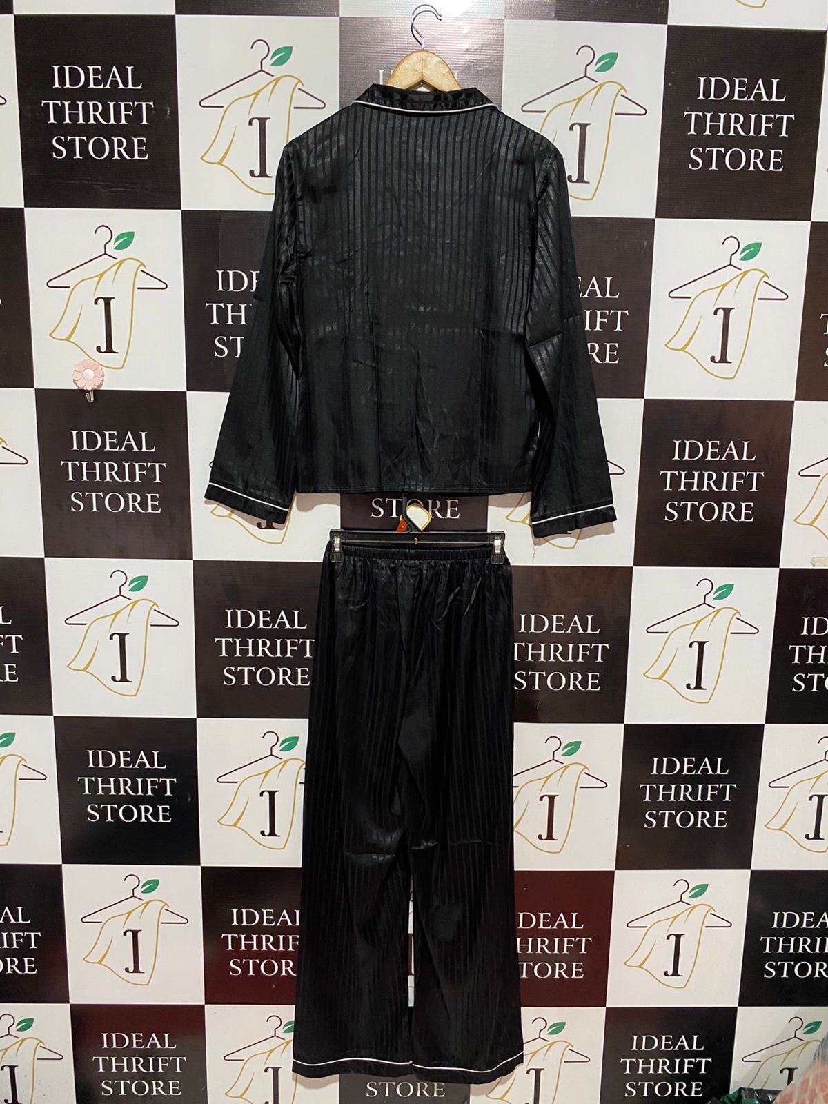 | S| B10| LUXURY SILK SATIN STRIPED PAJAMA SET - CLASSIC BLACK