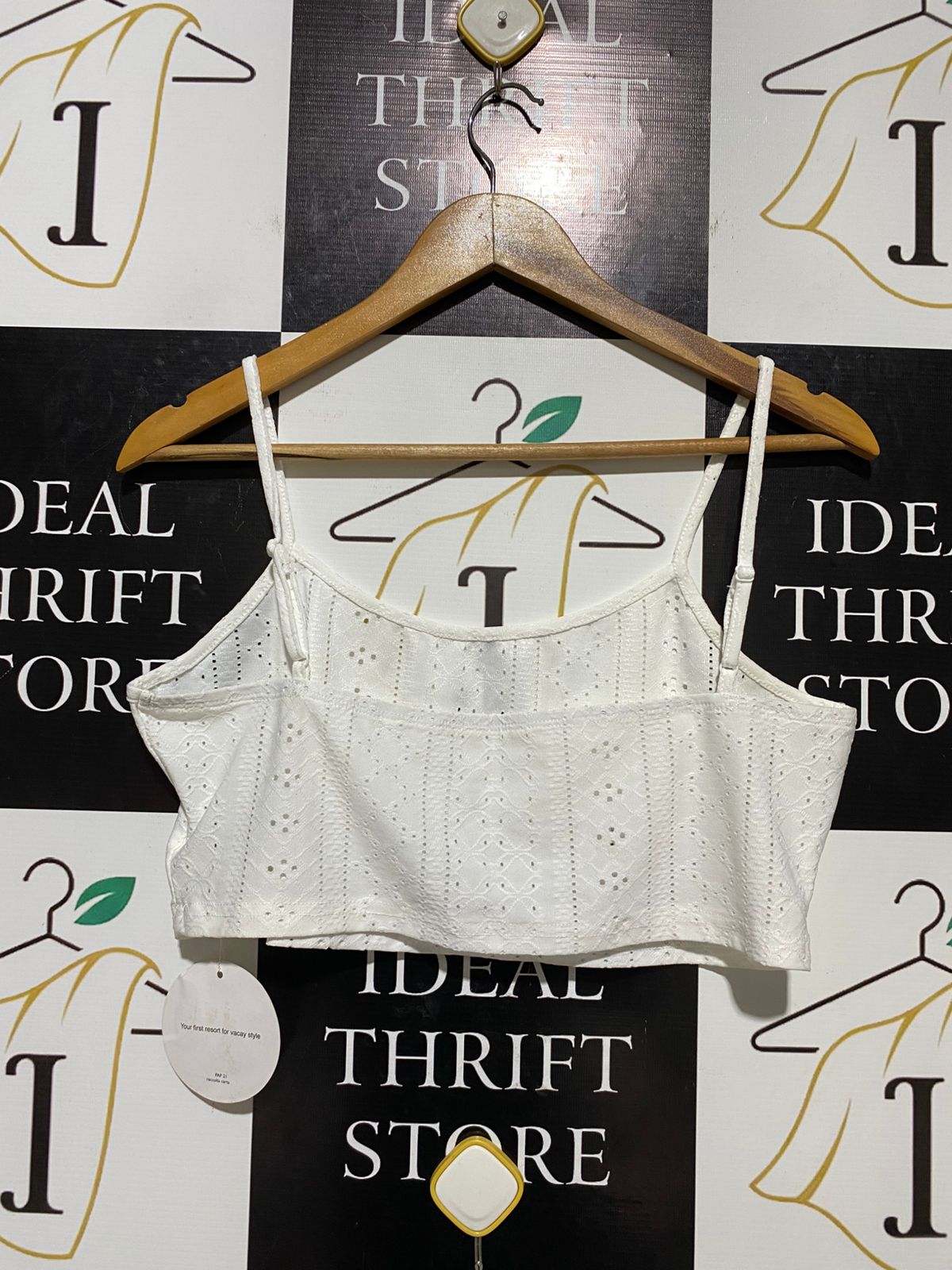 SHEIN |XL| BUST 17| B10| WOMEN'S EMBROIDERED EYELET SPAGHETTI STRAP CROP TOP WHITE
