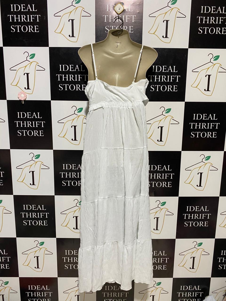 |M| BUST 16| B14| ELEGANT WHITE TEXTURED TIERED MAXI DRESS