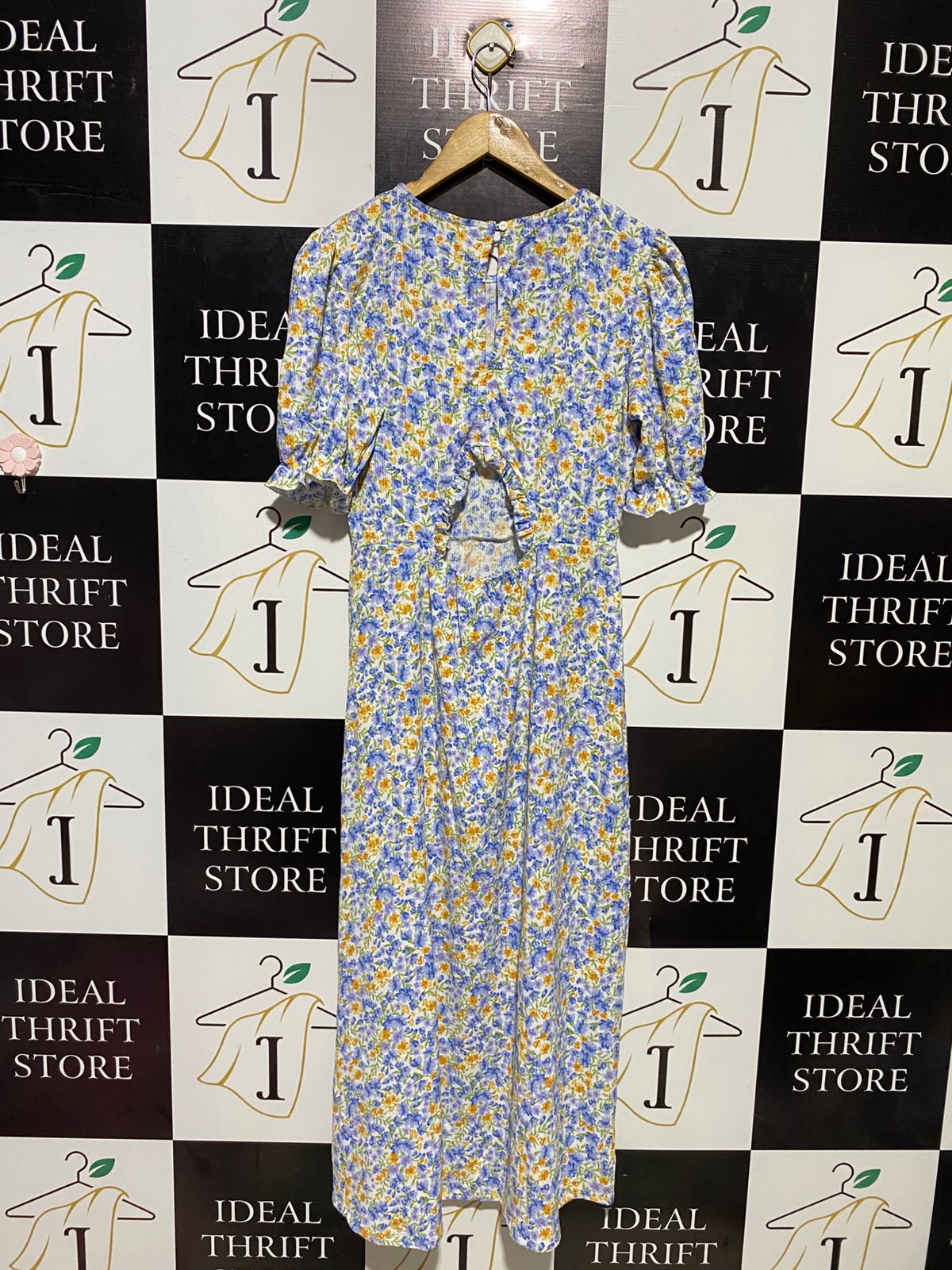 F&F |M| BUST 18| B15| VINTAGE-INSPIRED BLUE AND YELLOW FLORAL PUFF SLEEVE MIDI DRESS