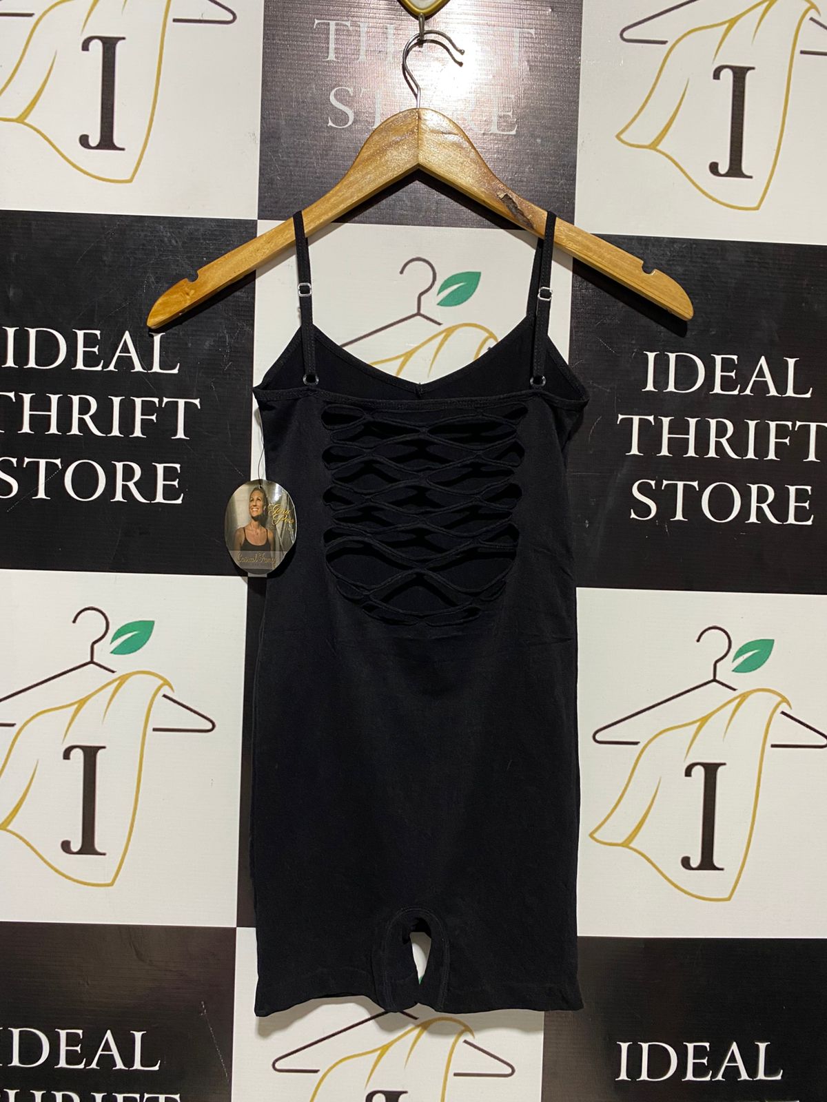 CASUAL FANCY |XS| BUST 11| B15| SLEEK ESSENTIAL BLACK SEAMLESS ROMPER UNITARD