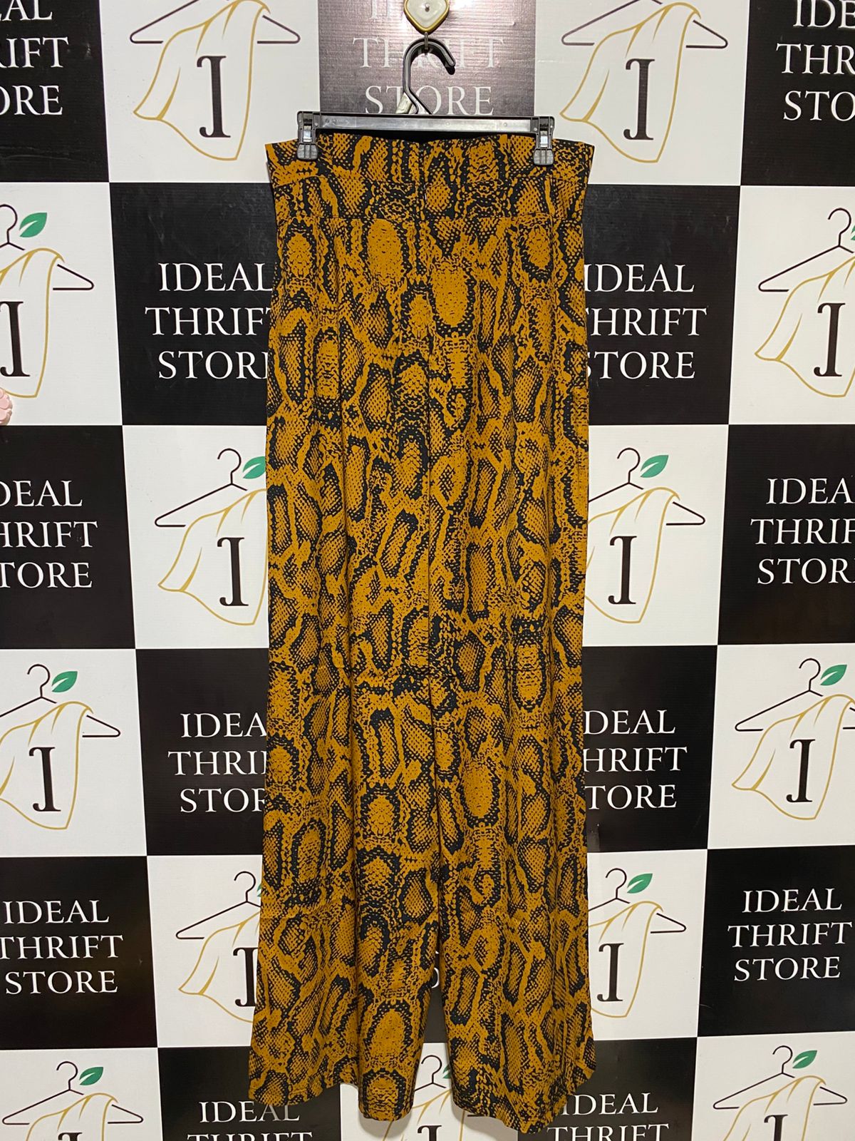 PRETTYLITTLE THING |L| WAIST 30| B17| SNAKESKIN PRINT WIDE-LEG TROUSERS