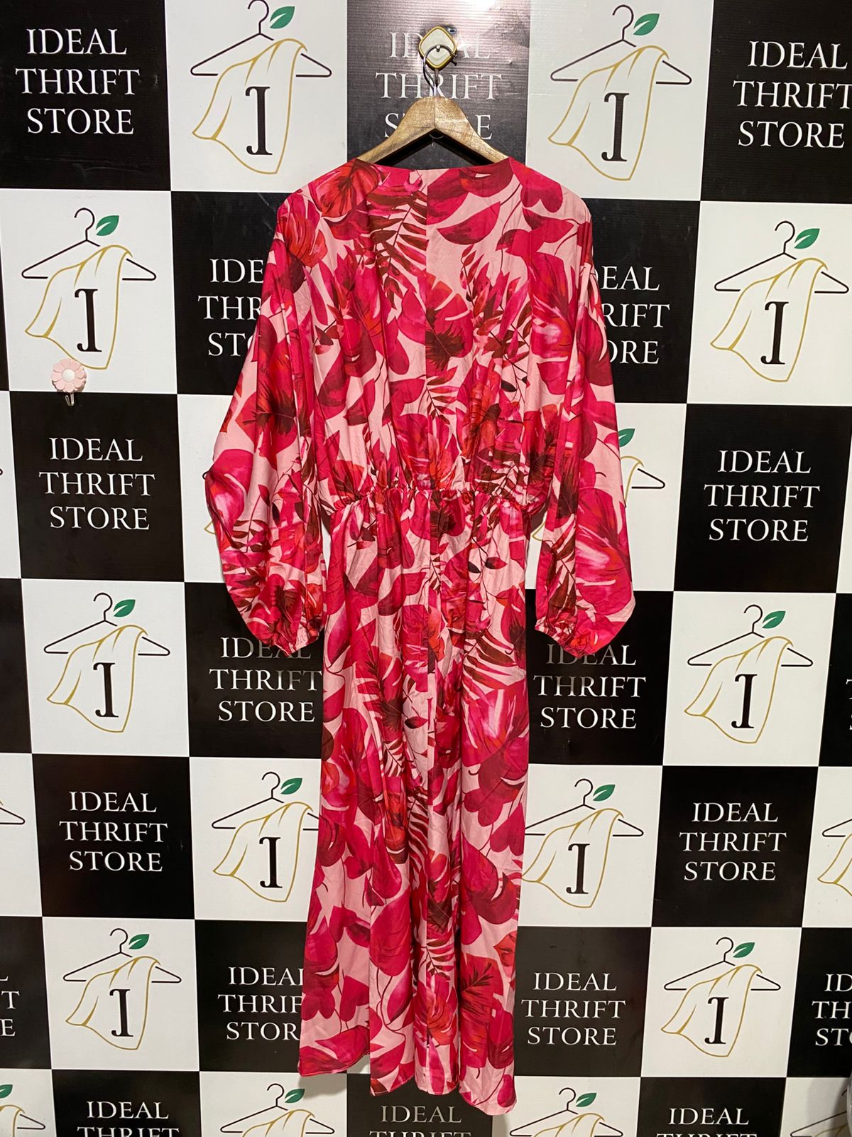 BOOHOO |L| BUST FREE| B19| DARK PINK TROPICAL FLORAL V-NECK MAXI DRESS