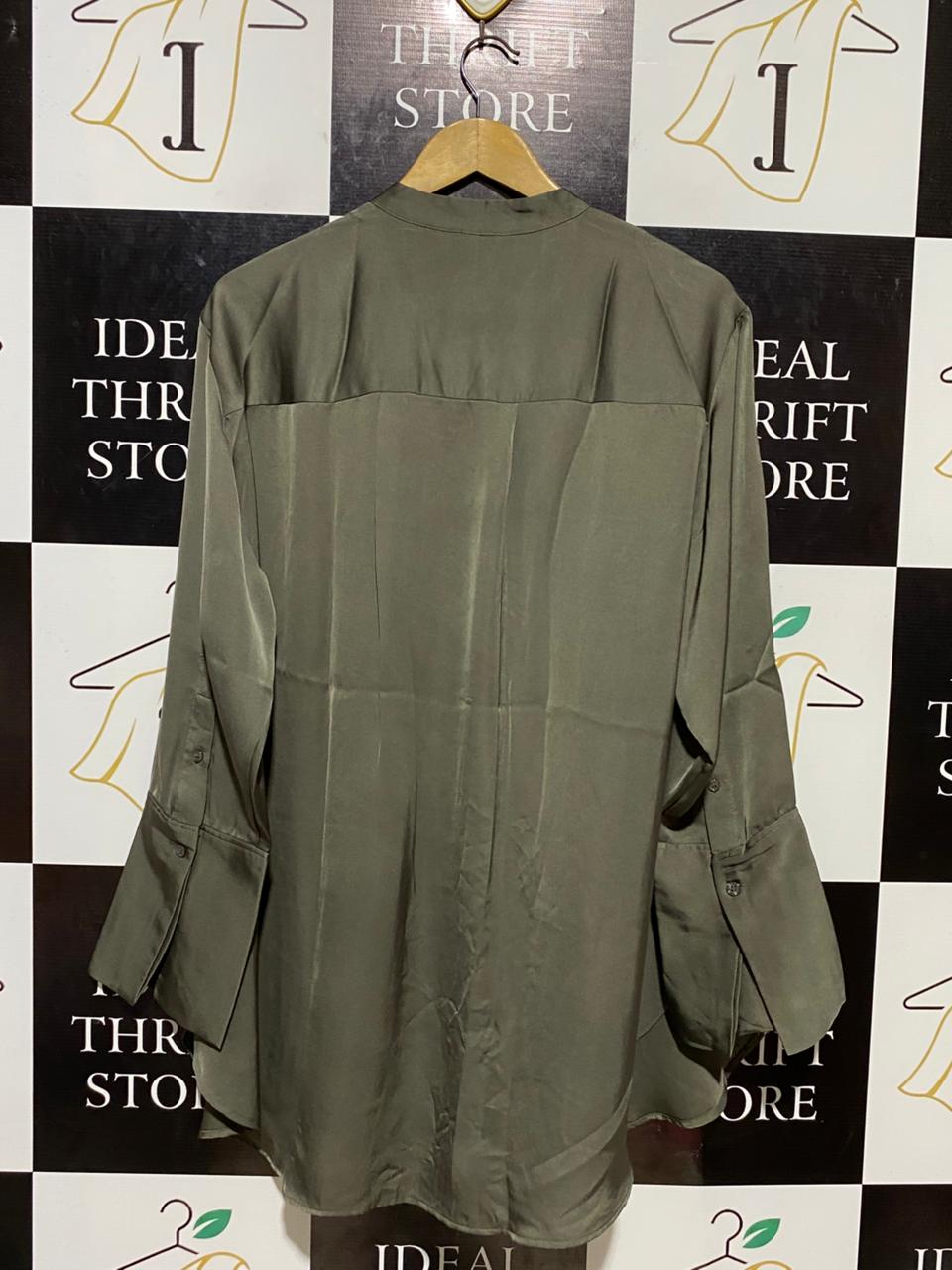 H&M |XL| BUST 24| B21| OLIVE GREEN SATIN FINISH LONG SLEEVE UTILITY SHIRT WITH POCKET
