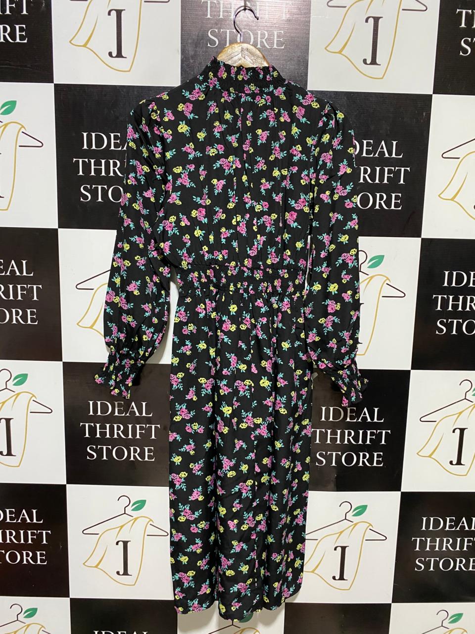 BOOHOO |M| BUST 17| C2| BLACK FLORAL HIGH-NECK SMOCKED MIDI DRESS