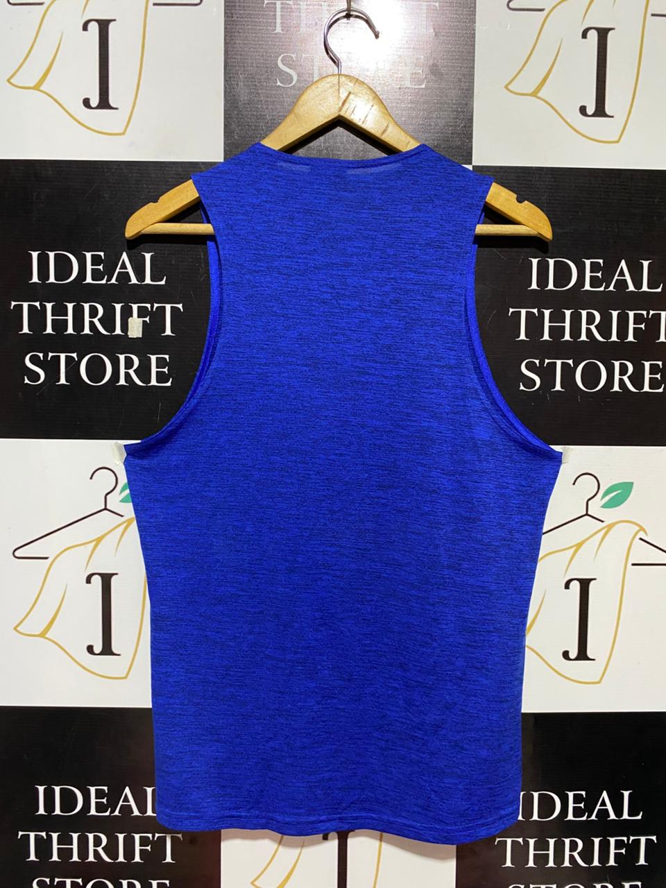 GYMSHARK | S| BUST 18| ARRIVAL SLEEVELESS T-SHIRT IN HYPER BLUE