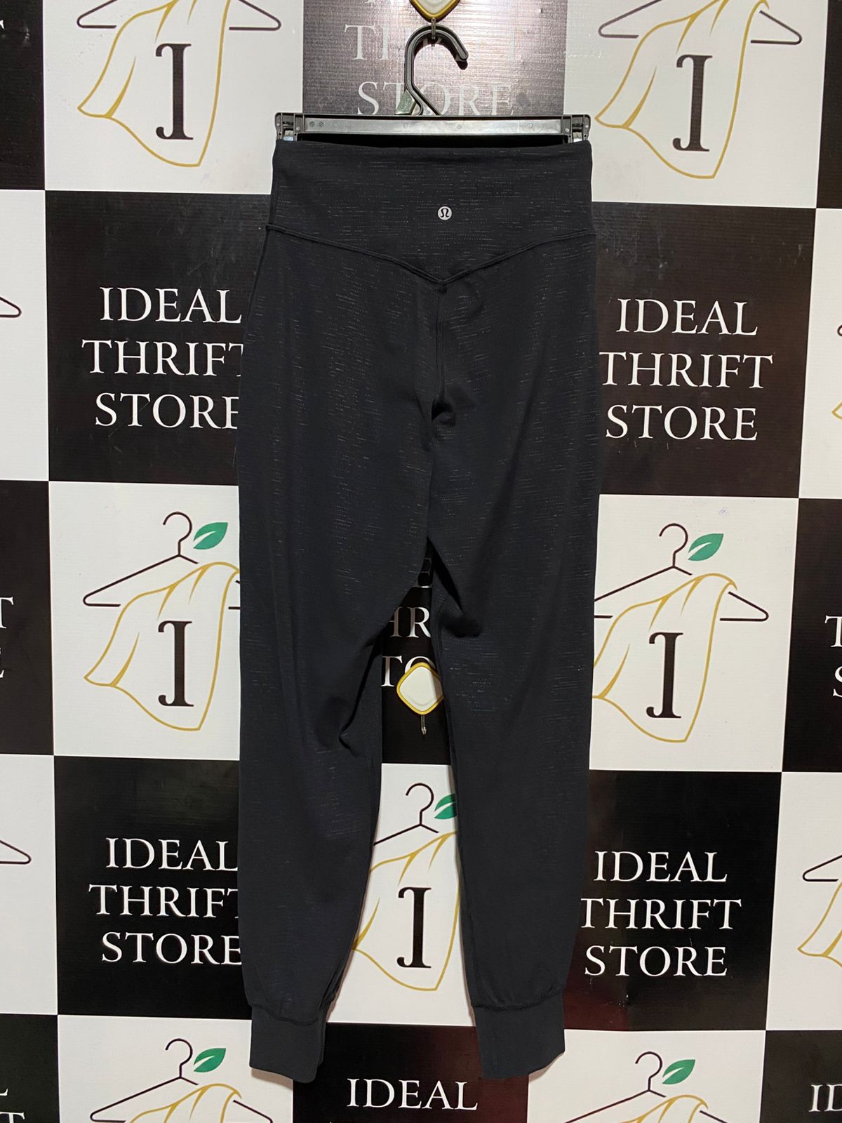 LULULEMON | XS| WAIST 24| PREMIUM HIGH-WAISTED TEXTURED JOGGERS – SLEEK BLACK ACTIVEWEAR
