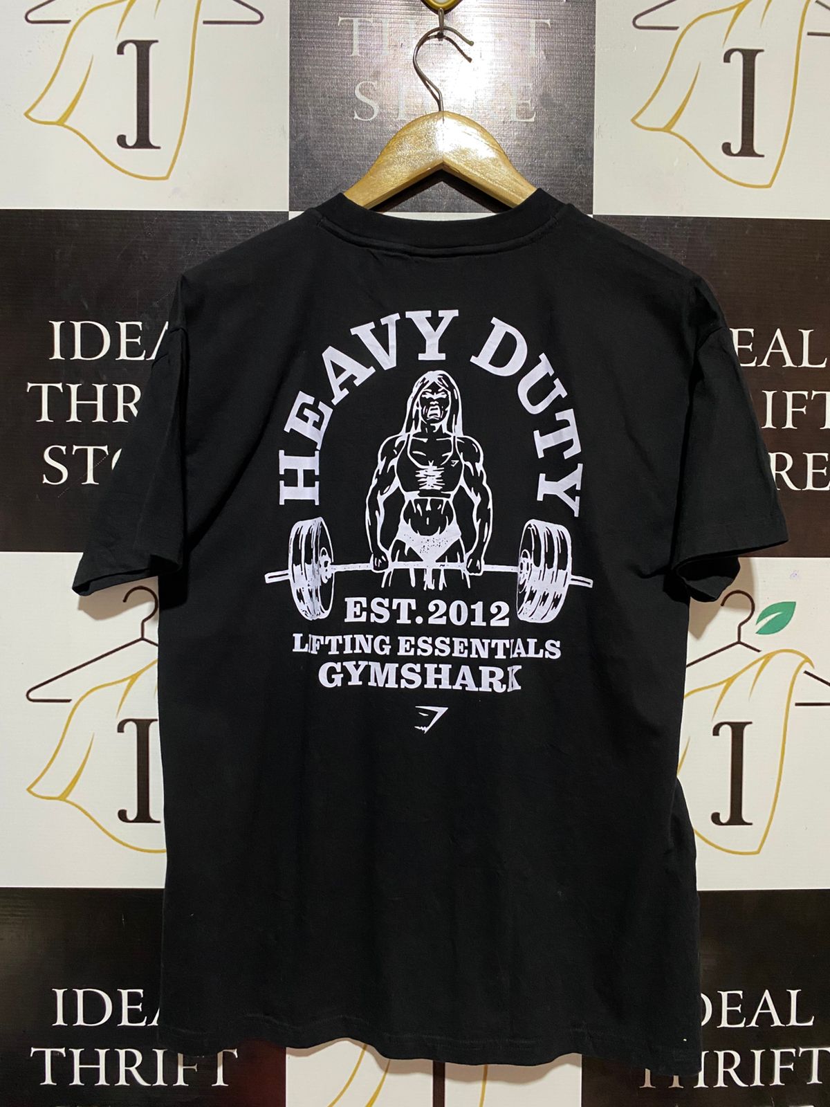 GYMSHARK |S| BUST 19| HEAVY DUTY GRAPHIC TRAINING T-SHIRT