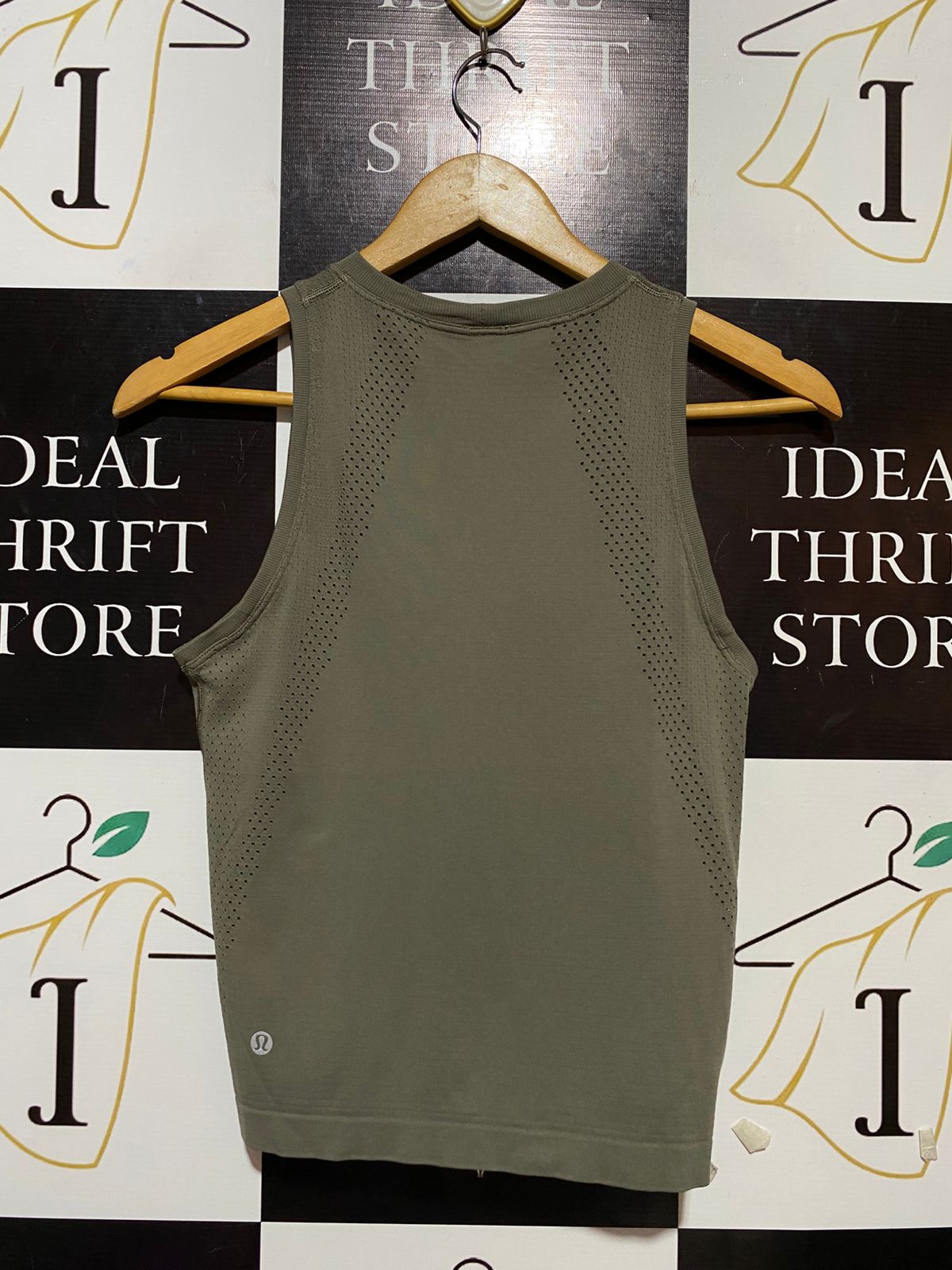 LULULEMON |S| BUST 15| PREMIUM MESH-VENTILATED ATHLETIC TANK TOP – OLIVE DRAB