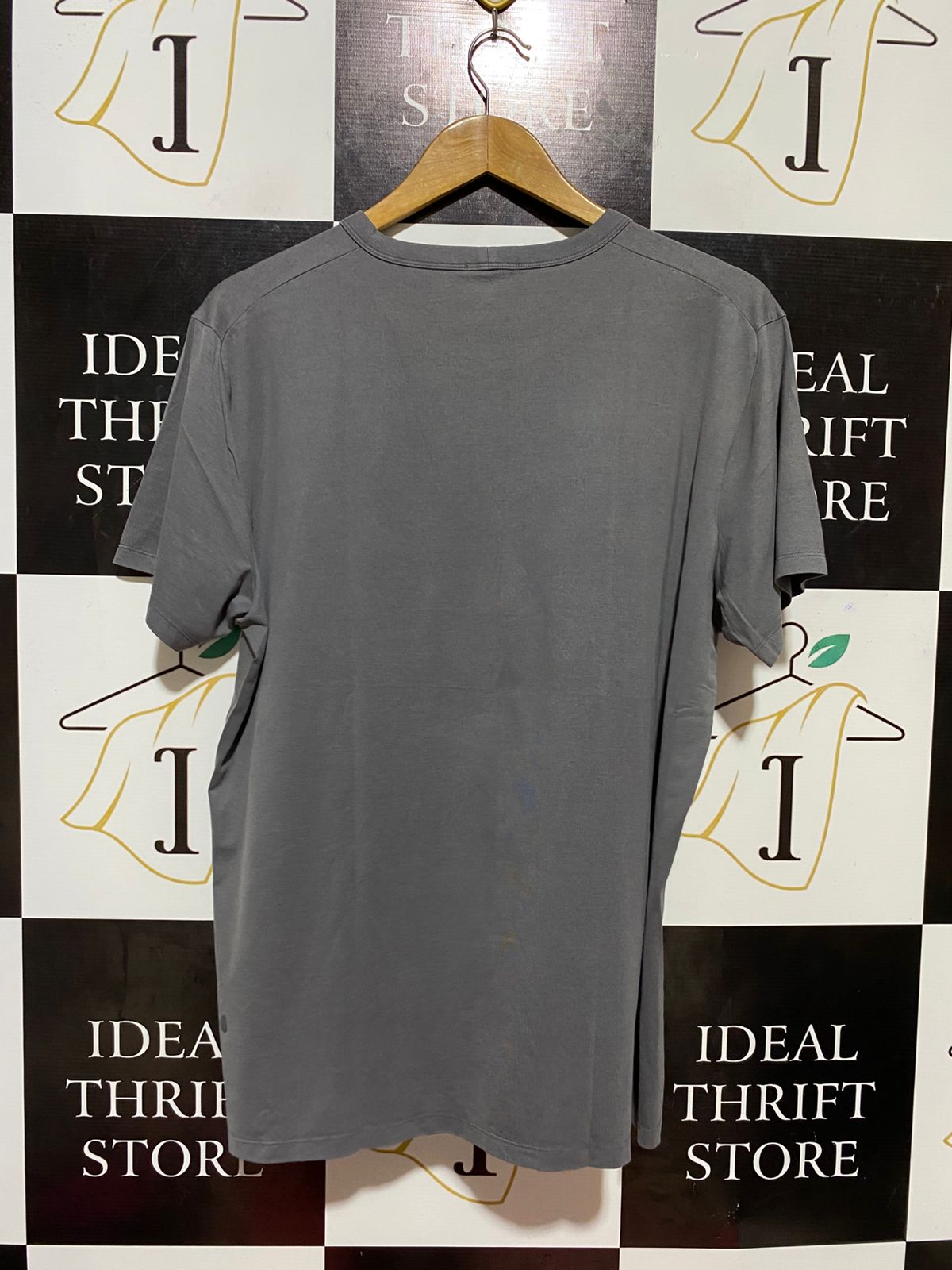 LULULEMON |XL| BUST 22| FUNDAMENTAL T-SHIRT IN ASPHALT GREY