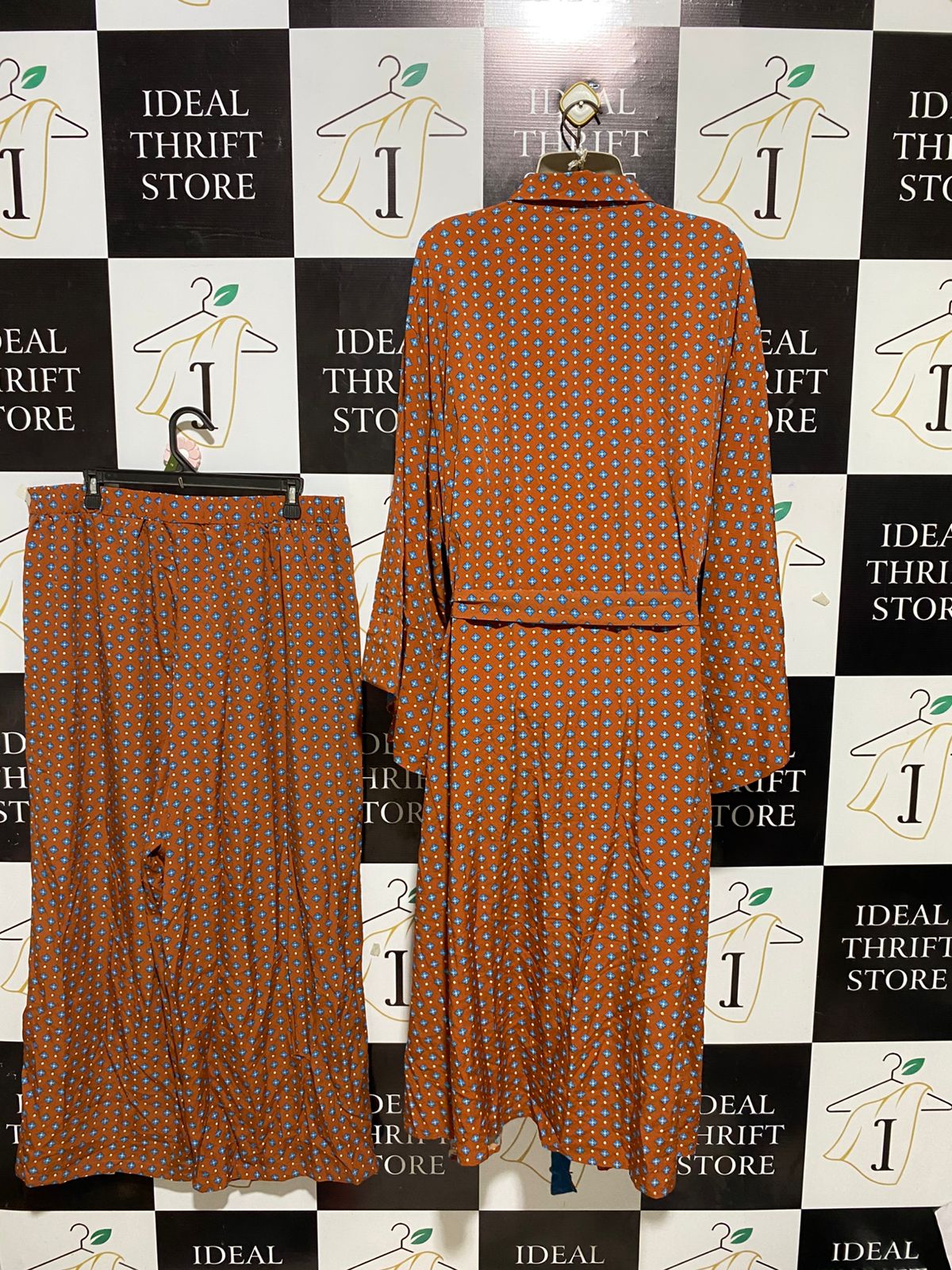 SHEIN CURVE |XXL| B25| WOMEN'S RUST GEOMETRIC PRINT TWO-PIECE MODEST COORDINATED SET