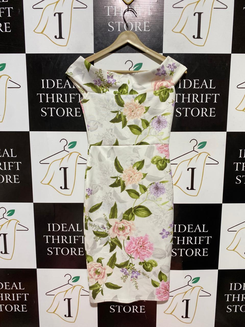 PRETTYLITTLE THING |S| BUST 15| B24| PREMIUM OFF-SHOULDER FLORAL BODYCON MIDI DRESS