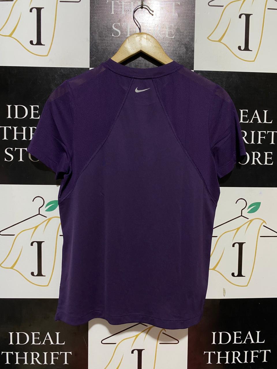 NIKE |M| BUST 18| B26| RUNNING DRI-FIT PURPLE MESH PANEL TEE