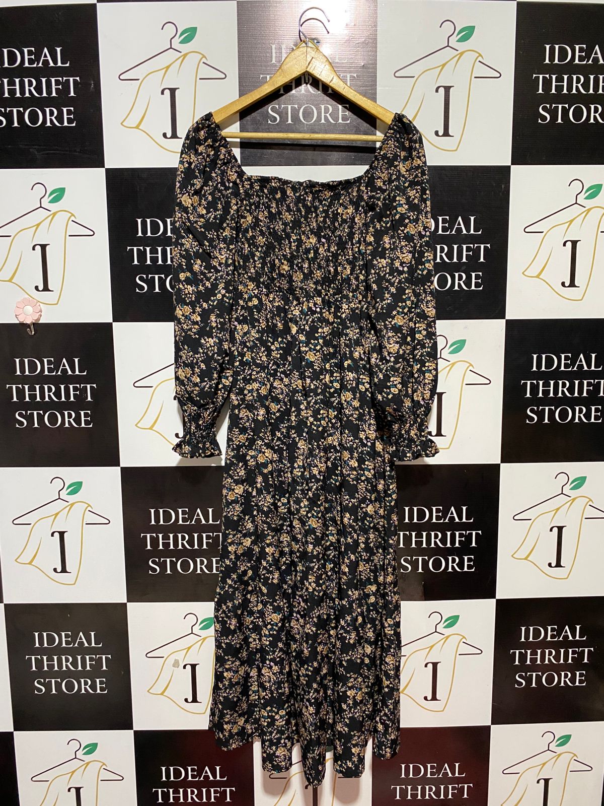 SHEIN |XS| BUST 12| B26| BLACK DITSY FLORAL SMOCKED MAXI DRESS