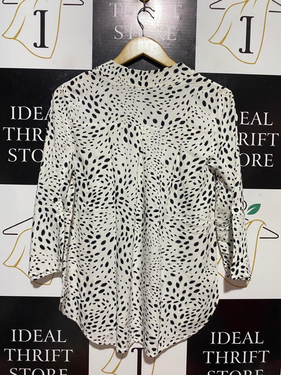 ED IT ED |L| BUST 19| B28| ANIMAL PRINT V-NECK BLOUSE