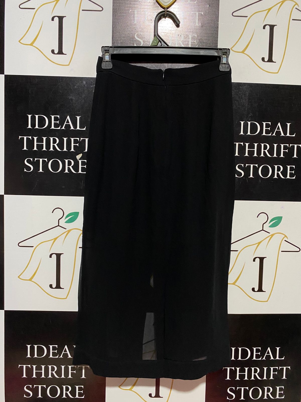 KEEPSAKE |XS| WAIST 24| B29| PREMIUM BLACK MIDI SKIRT WITH FRONT SLIT