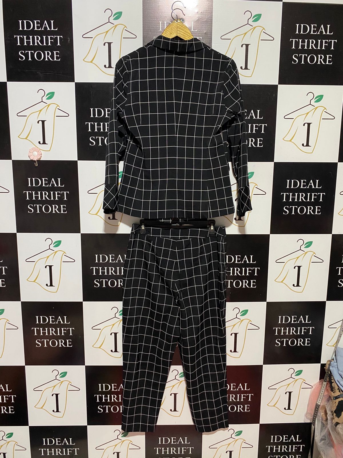 KASD |M| B29| PREMIUM BLACK AND WHITE WINDOWPANE CHECK TWO-PIECE SUIT SET - BLAZER & TAPERED TROUSERS