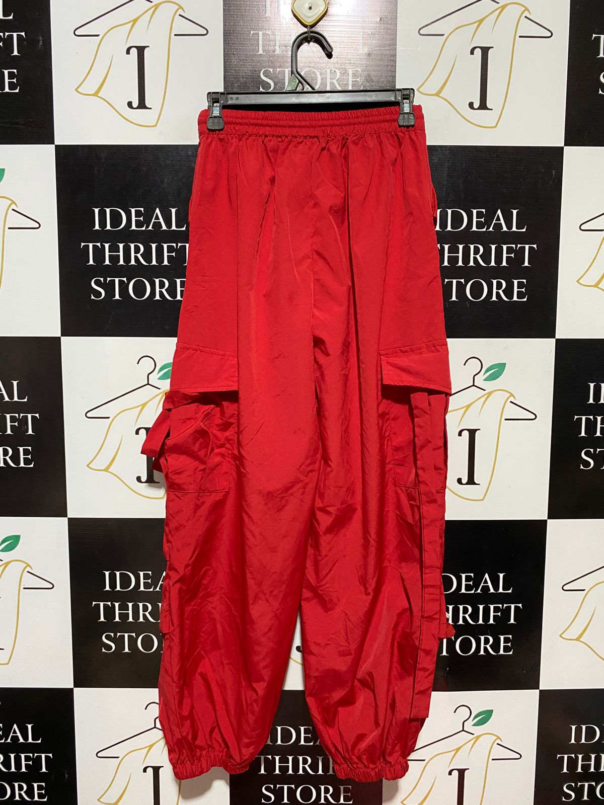 |S| WAIST 26| B30| TRENDY RED CARGO PARACHUTE PANTS FOR WOMEN