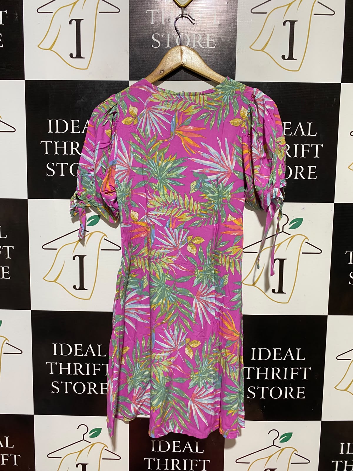 MINI MANGO |M| BUST 16| B34| BRIGHT PINK TROPICAL PRINT SHORT SLEEVE A-LINE DRESS