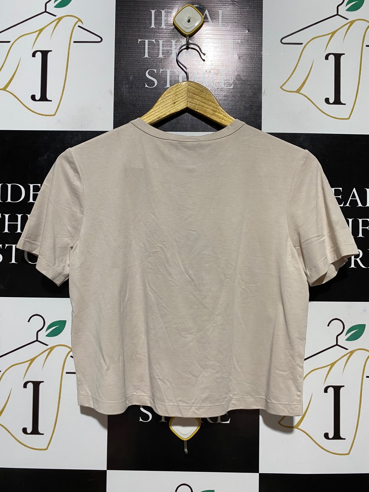 LURV |XS| BUST 17| A10 | WOMEN'S ATHLEISURE SHORT SLEEVE CROPPED T-SHIRT – PASTEL BEIGE / NUDE