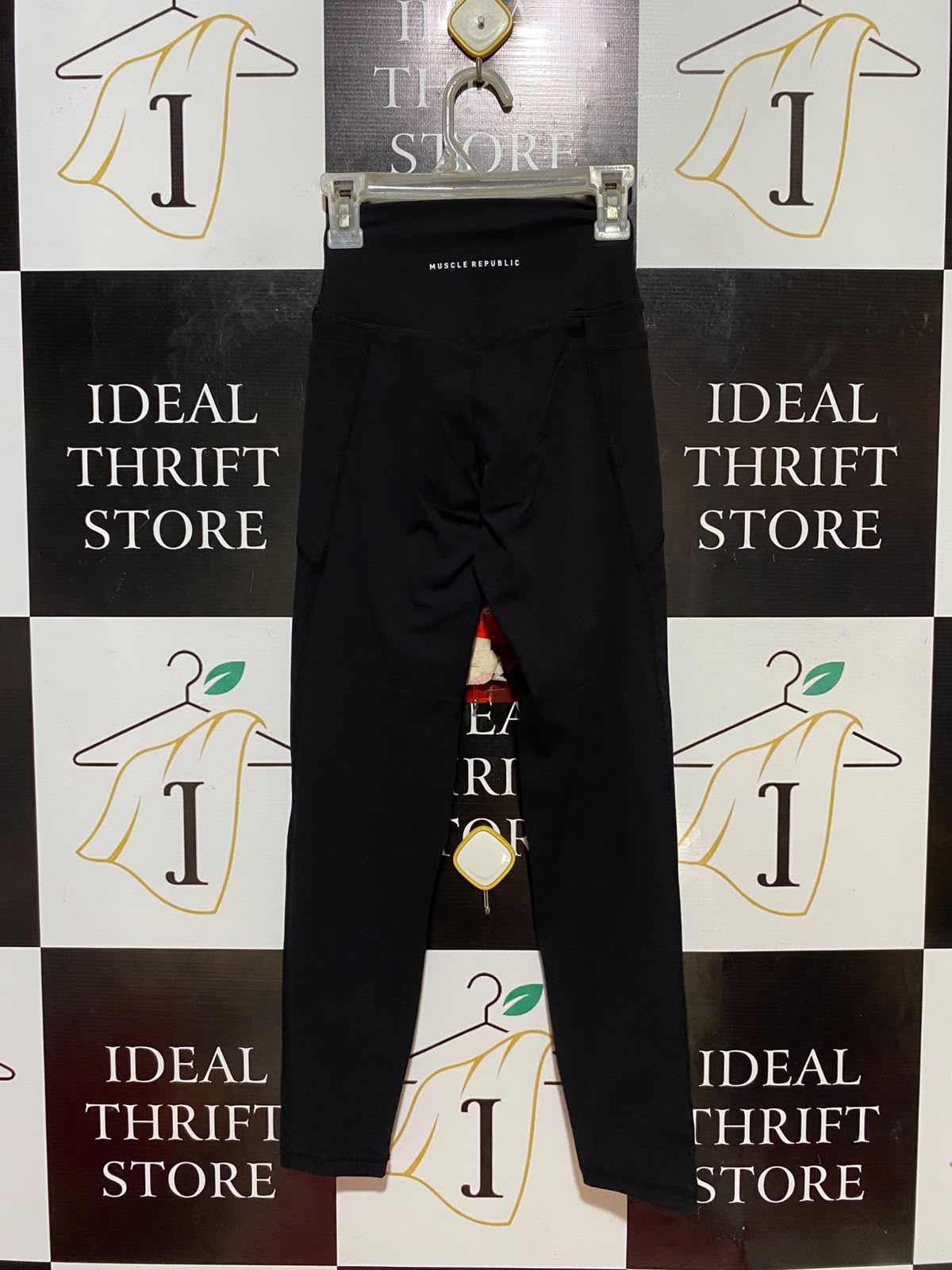 MUSCLE REPUBLIC |XXS| WAIST 18| B35| PREMIUM HIGH-RISED ATHLETIC LEGGINGS / ULTRALIGHT HIGH-STRETCH COMPRESSION PANTS