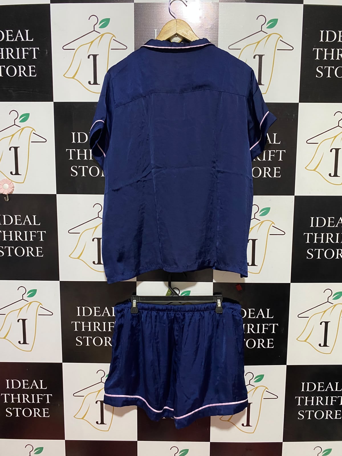 PETERALEX ANDER |XL| B35| WOMEN'S LUXURY SATIN NAVY AND PINK NIGHTWEAR PYJAMA SET