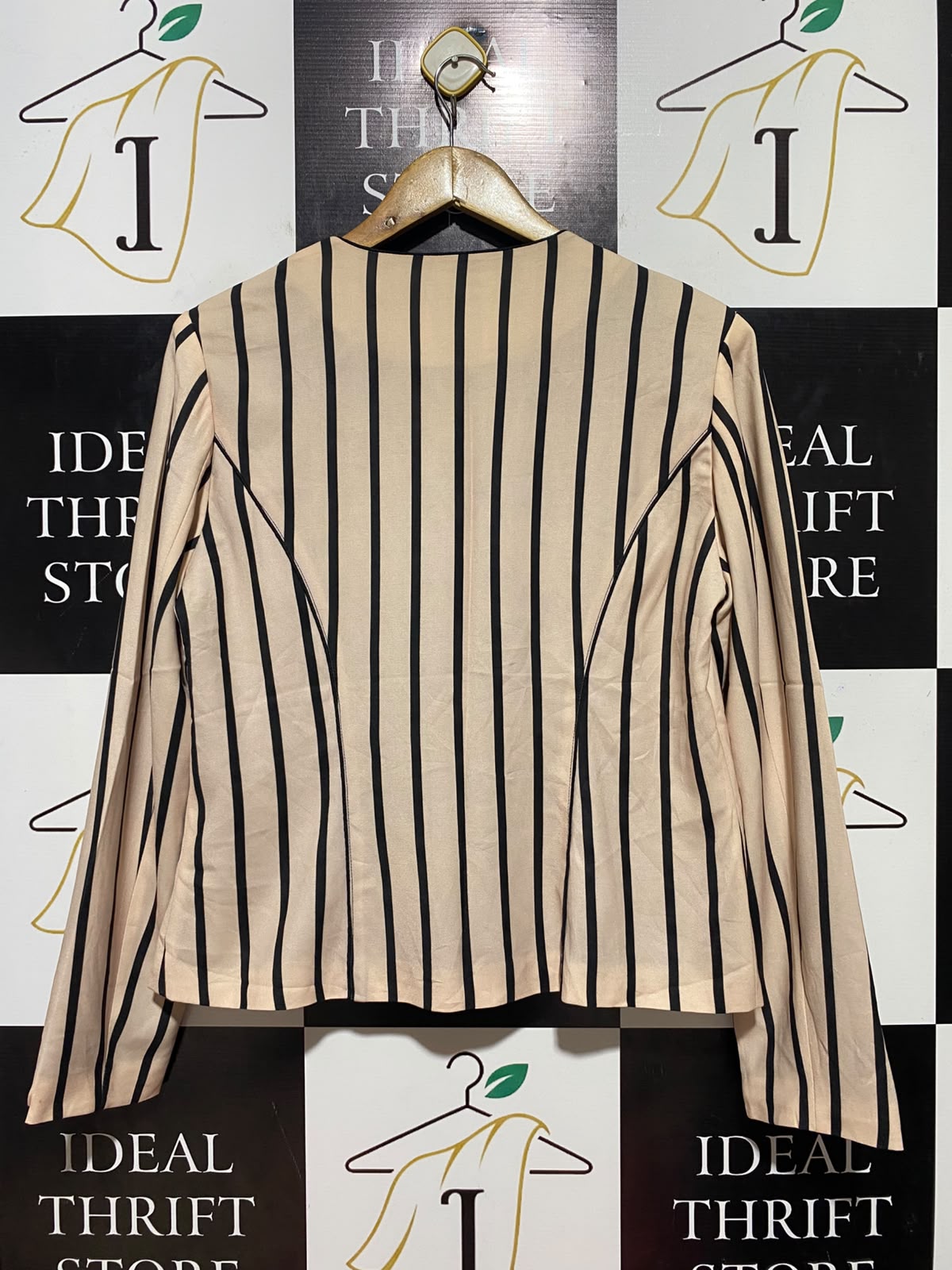 ERMIS |L| BUST 20| B35| WOMEN'S STRIPED DOUBLE-BREASTED CROPPED BLAZER JACKET