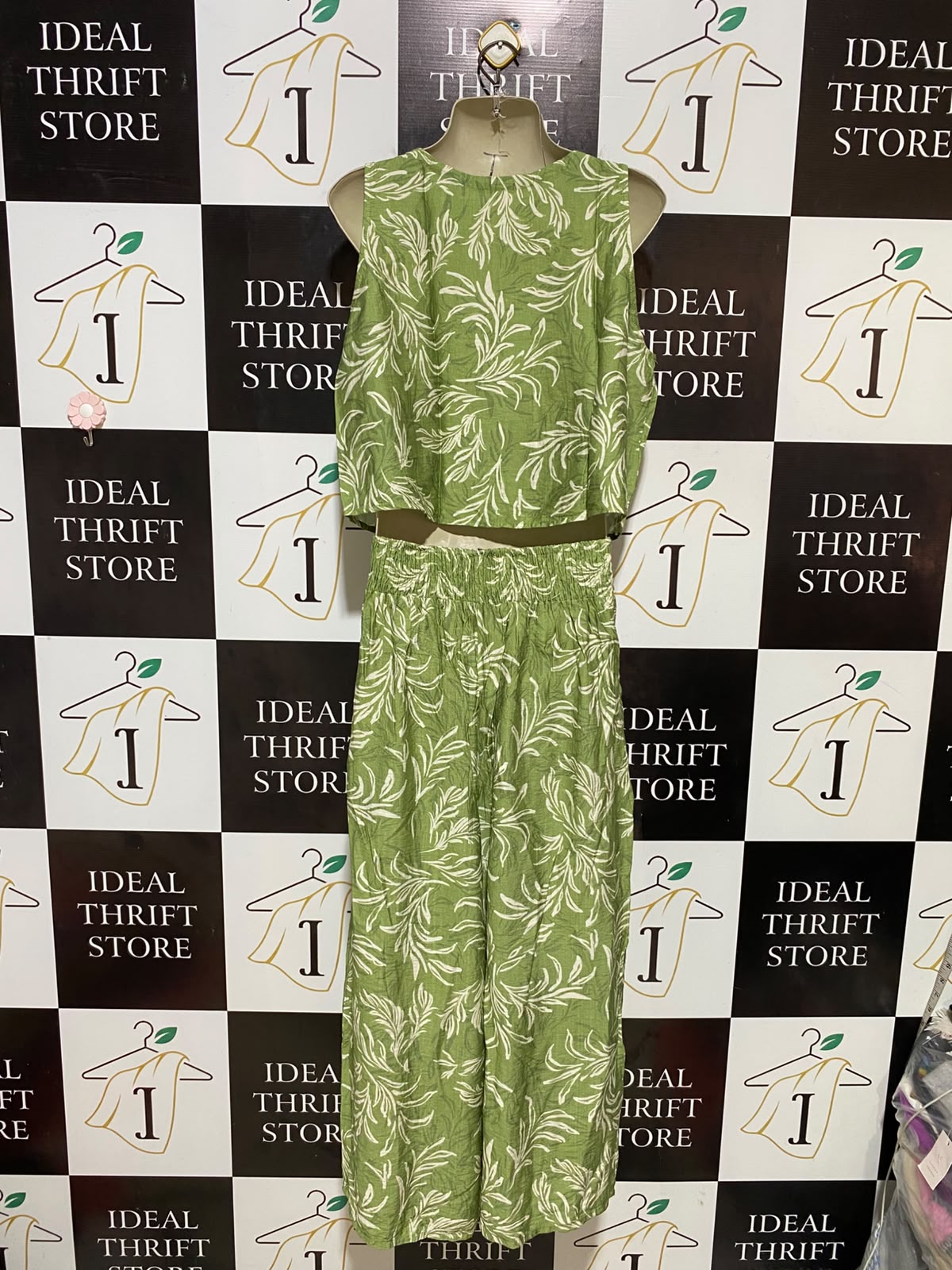 YOURS TRULY |L| B35| PREMIUM LINEN BLEND LEAF PRINT CO-ORD SET - GREEN & WHITE