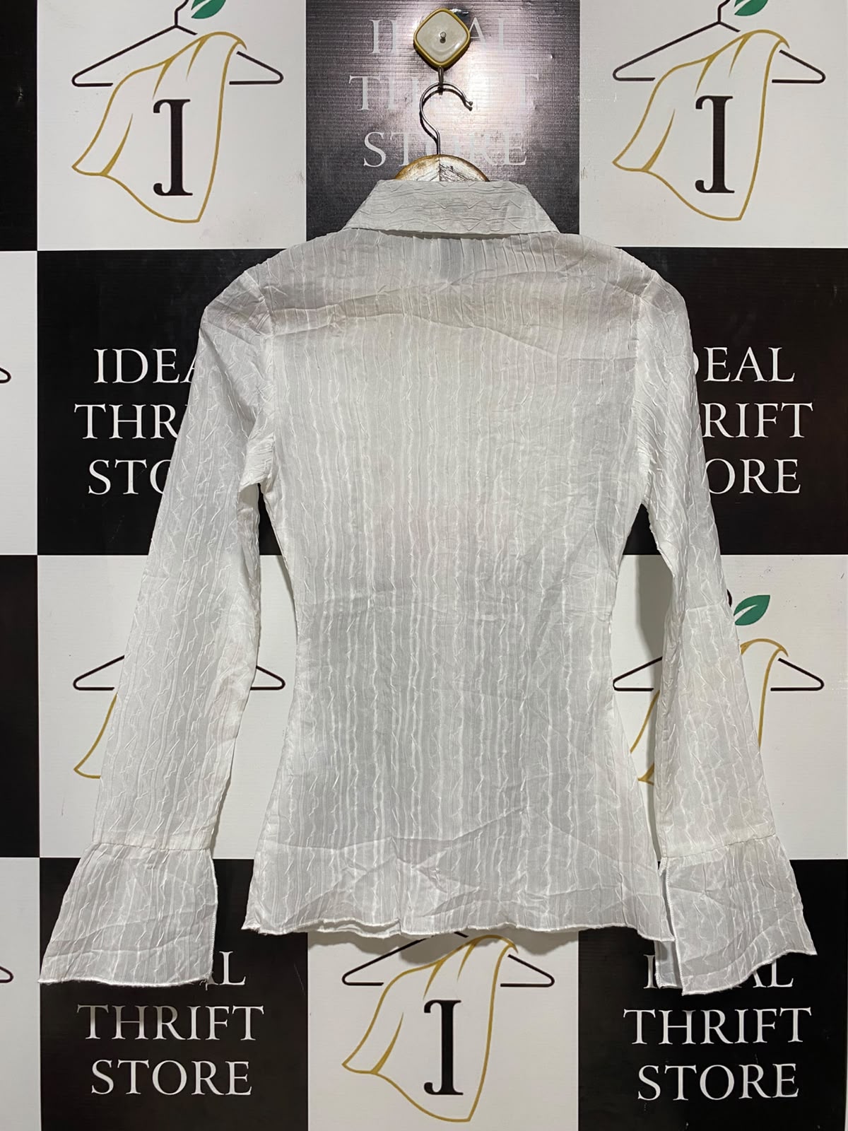 PRINCESS POLLY |S| BUST 16| B35| WHITE TEXTURED CRINKLE BUTTON-DOWN SHIRT