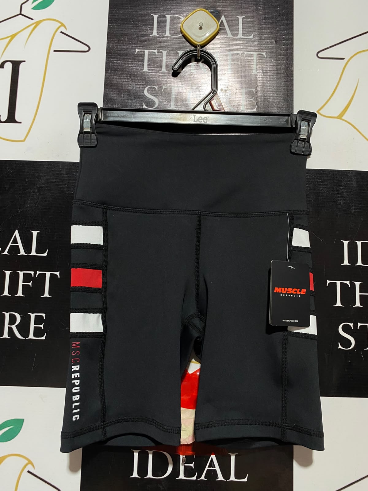 MUSCLE |XS| WAIST 22| B36| HIGH-WAISTED Active BIKE SHORTS WITH COLORBLOCK PANEL