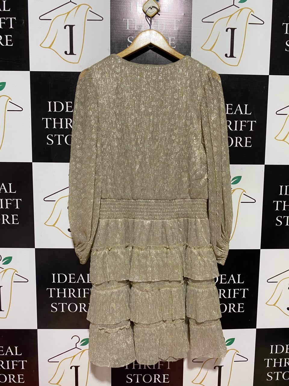MSK |XL| BUST 20| B36| WOMEN'S METALLIC SHIMMER GOLD V-NECK TIRED COCKTAIL DRESS WITH SMOCKED WAIST AND LONG SLEEVES