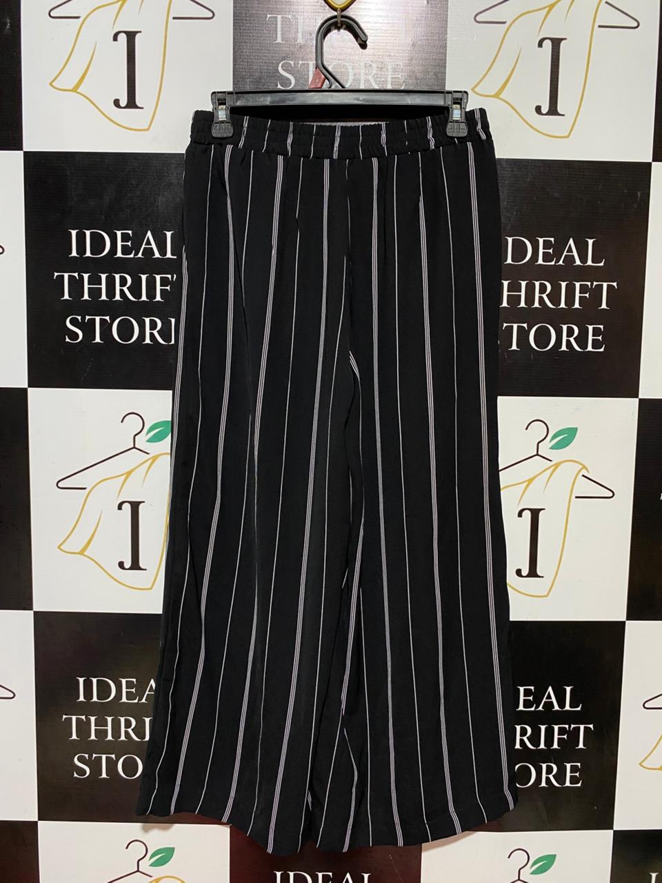 GLASSONS |S| WAIST 27| B37| BLACK AND WHITE PINSTRIPE WIDE-LEG PANTS - HIGH-WAISTED ELASTIC BAND LOUNGE TROUSERS WITH POCKETS