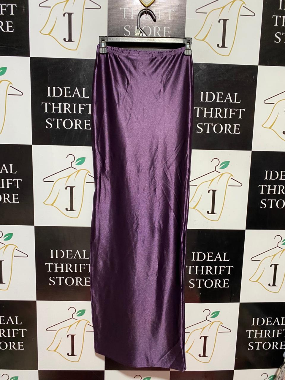 PRETTYLITTLE THING |XS| WAIST 24| B41| DEEP PURPLE SATIN MAXI SKIRT