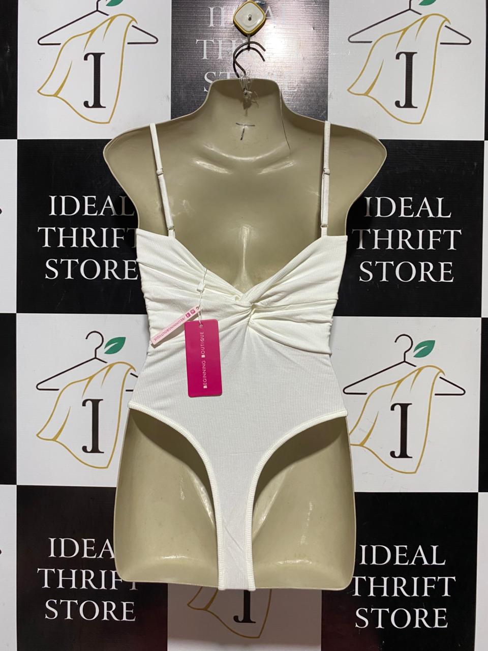 BEGINNING BOUTIQUUE |S| BUST 15| B41| WHITE RIBBED CAMI SLEEVELESS BODYSUIT