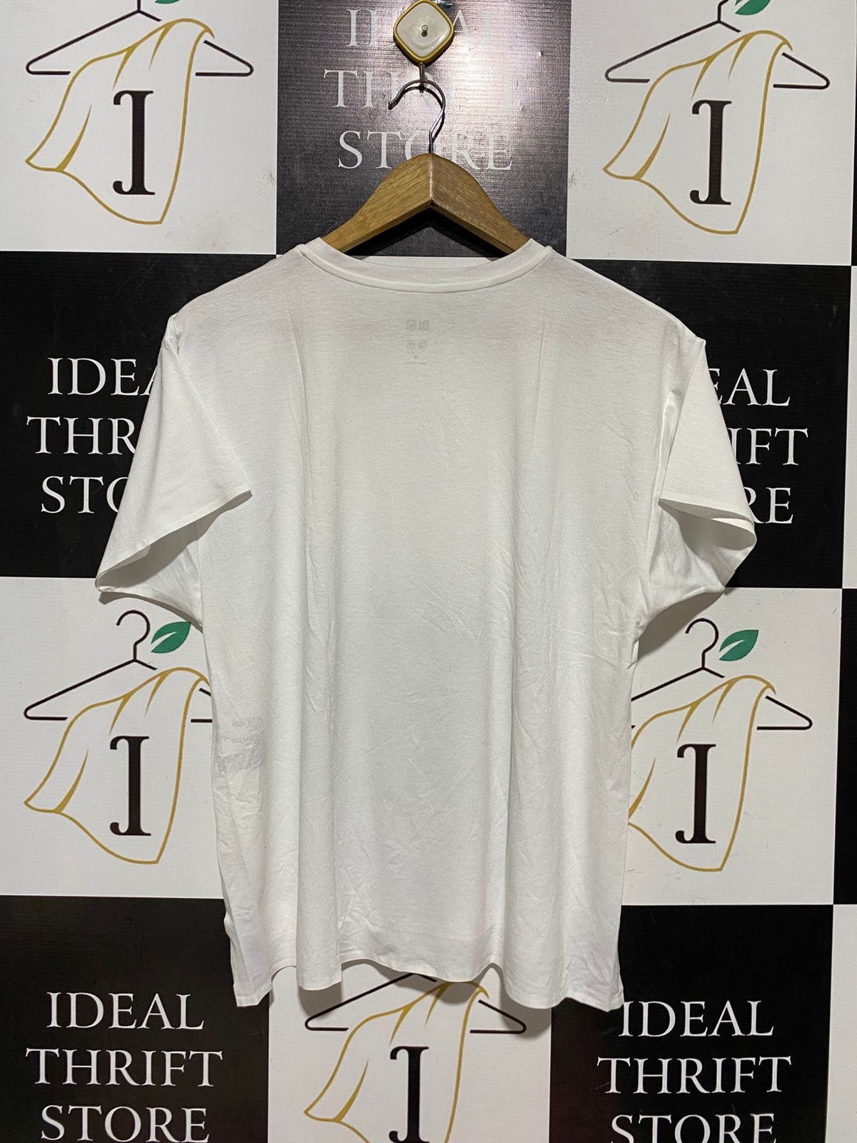 UNIQLO |XS| BUST 21| B42| WOMEN'S AIRISM WHITE SHORT SLEEVE OVERSIZED CREWNECK T-SHIRT BLOUSE