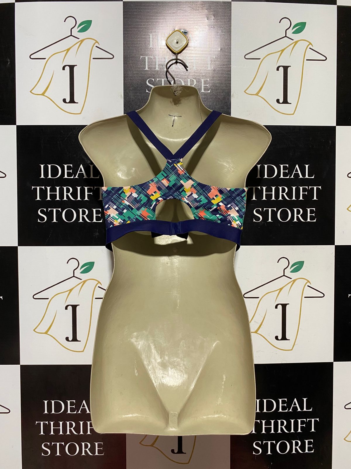 TU |XS| BUST 13| B43| NAVY BLUE MESH PANEL MULTICOLOR GEOMETRIC ACCENT SPORTS BRA ACTIVEWEAR TOP