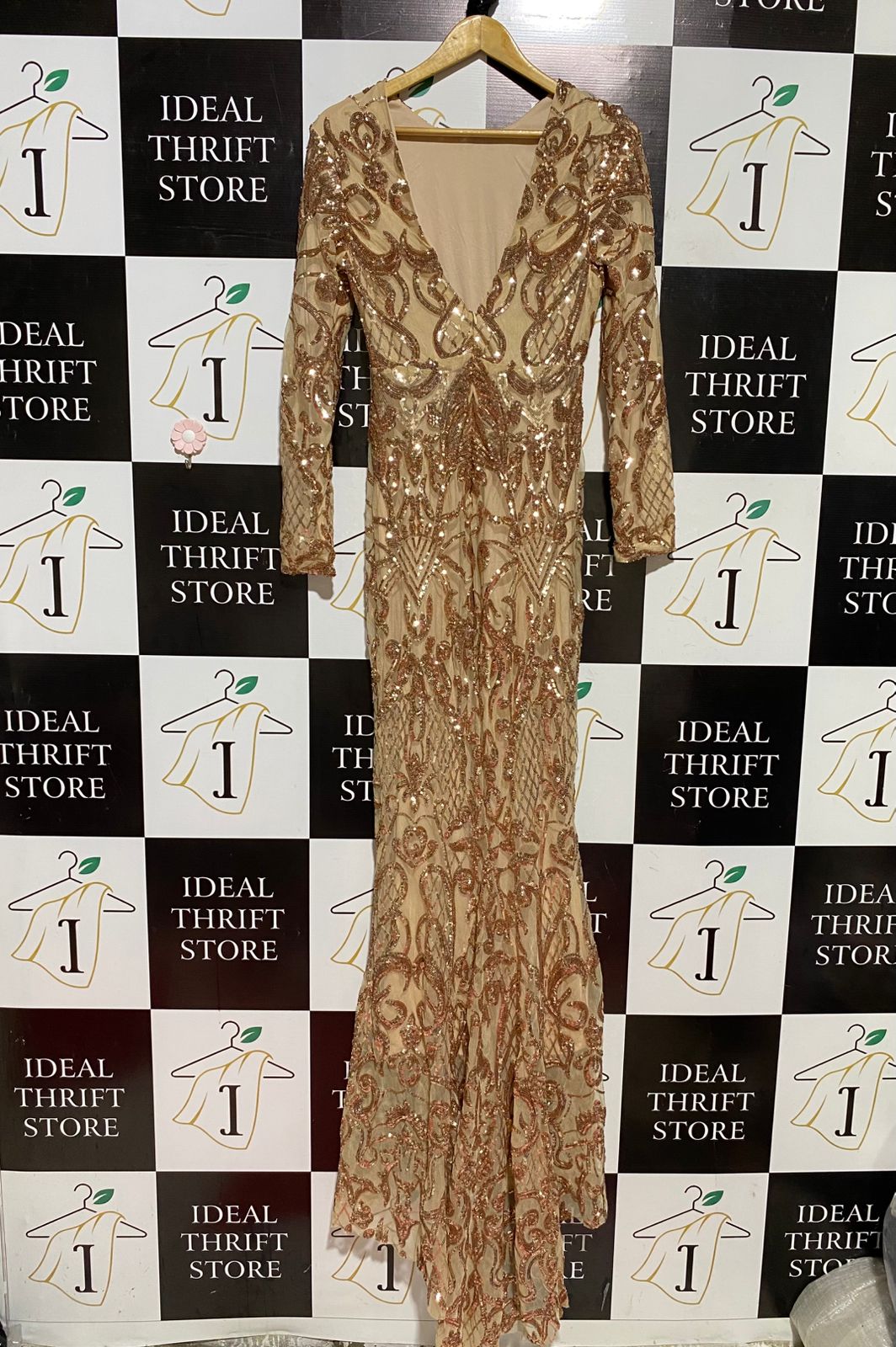 LOVE & LEMONADE |S| BUST 15| B44| GOLD ROSE GOLD SEQUIN LONG SLEEVE MAXI GOWN EMBELLISHED FORMAL PROM DRESS