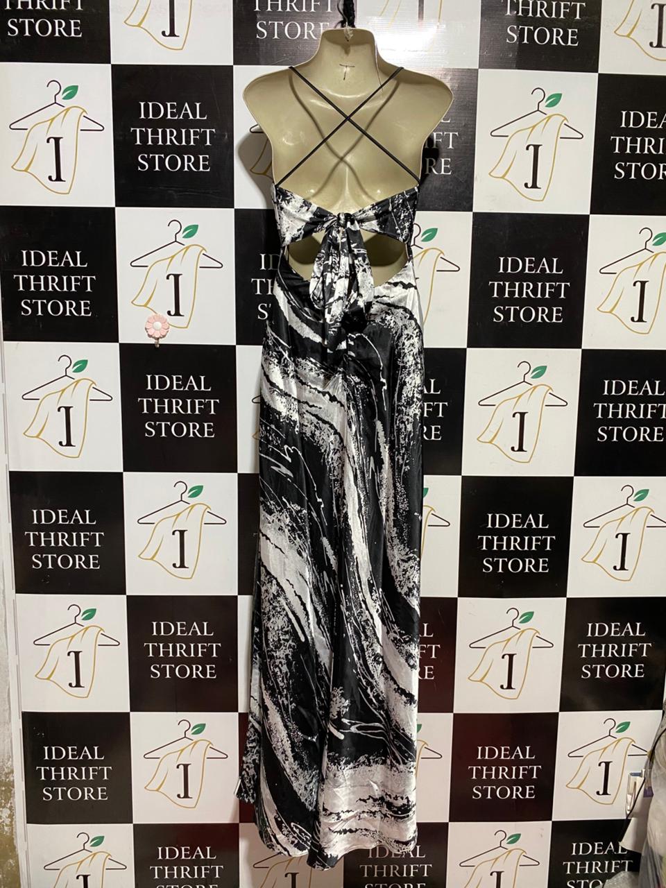 MRK |S| BUST 15| B43| MAXI DRESS SATIN SILKY BLACK SILVER ABSTRACT PATTERN SLIP GOWN FORMAL PARTY
