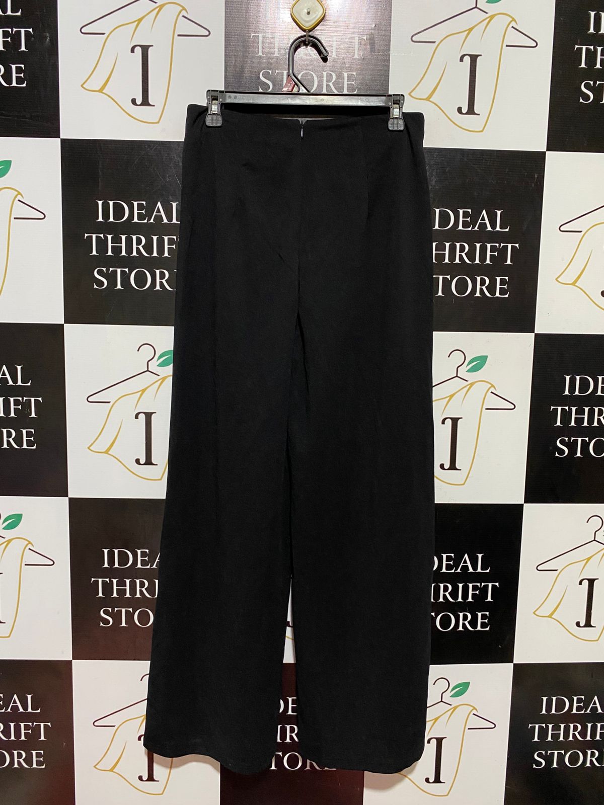|M| WAIST 28| B44| CHIC BLACK HIGH-WAISTED SAILOR PANTS WITH GOLD ACCENT BUTTONS