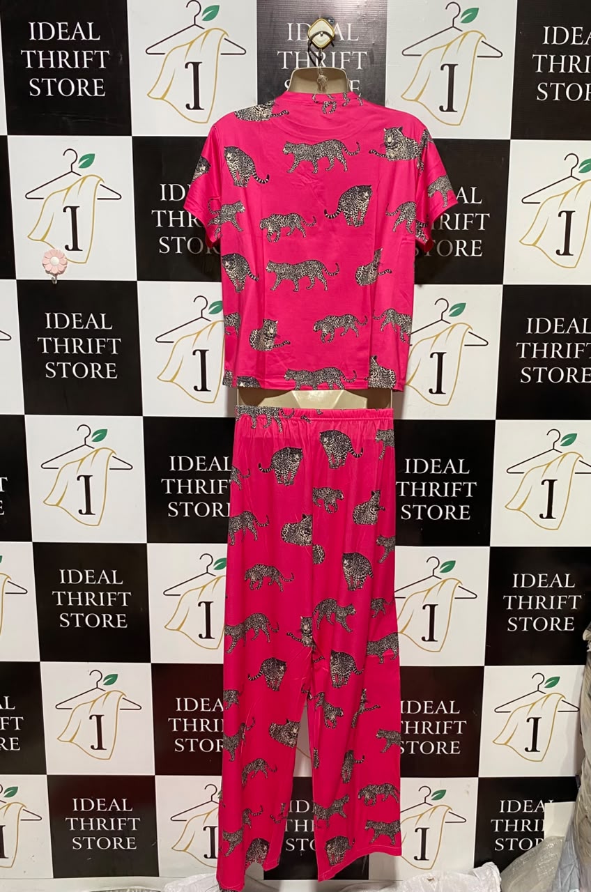 |M| B46| HOT PINK LEOPARD CHEETAH PRINT T-SHIRT AND PAJAMA PANTS NIGHTWEAR SET