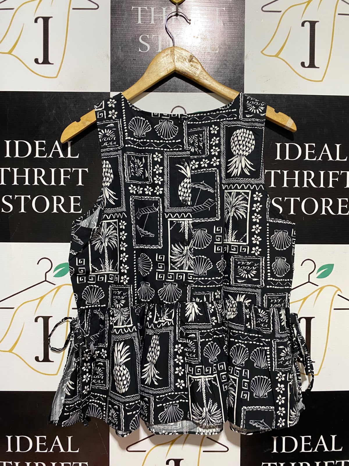 GEORGE |M| BUST 20| B47| WOMEN'S TROPICAL PRINT SLEEVELESS PEPLUM BLOUSE BLACK & WHITE NWT