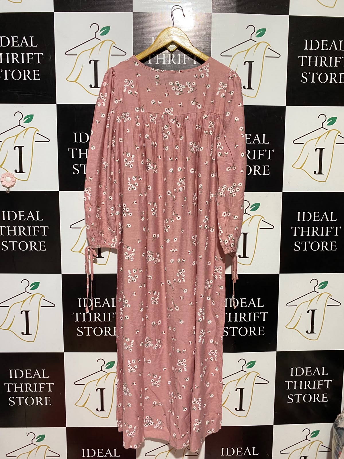 SHEIN |M| BUST 21| B47| WOMEN'S DUSTY PINK FLORAL LONG SLEEVE MAXI DRESS WITH LACE TRIM